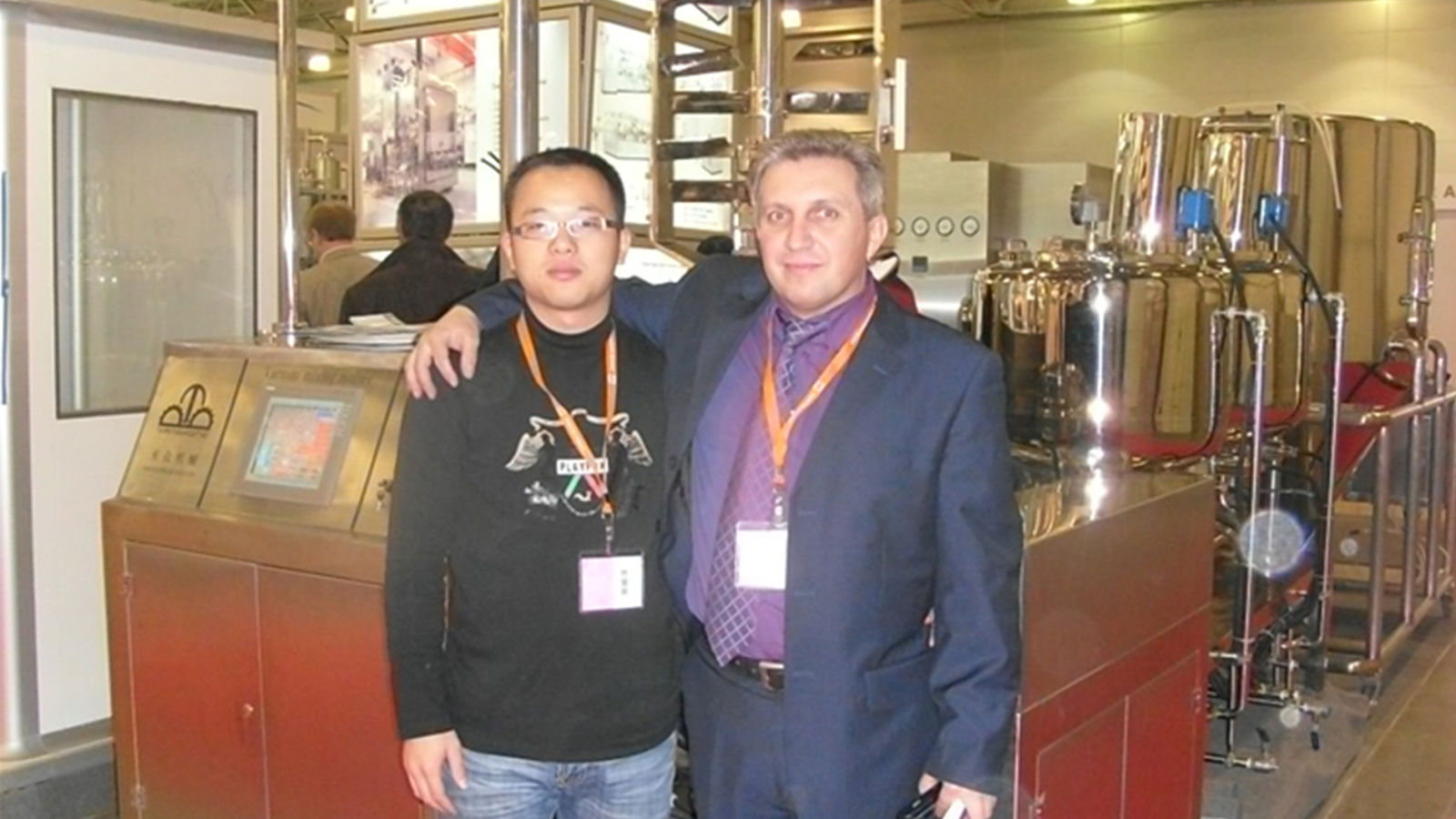 化妝品生產(chǎn)設(shè)備常用的有哪些?